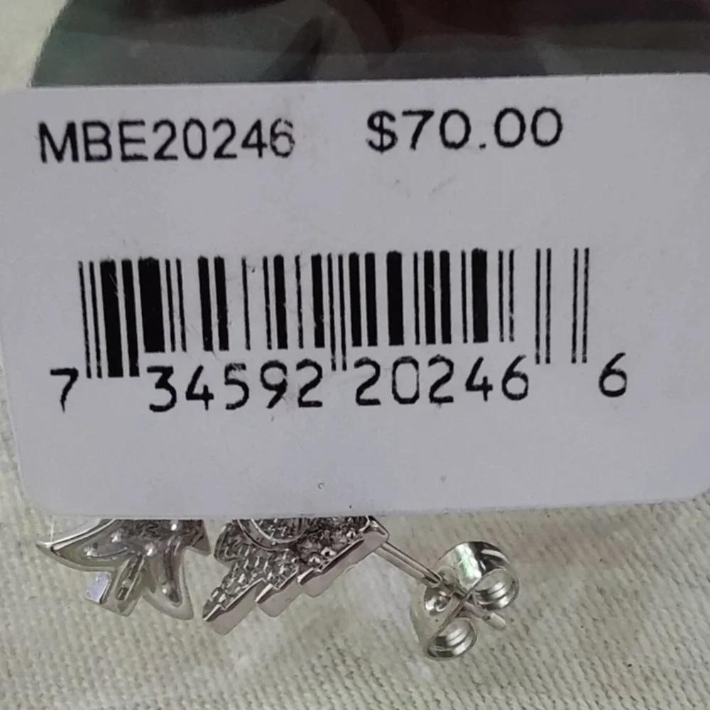 🌻MACY'S - Silver Plated CZ Christmas Tree Stud Earrings - NIB - Picture 4 of 4